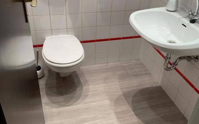 Besotel Ferienwohnungen Und Apartments Erkrath