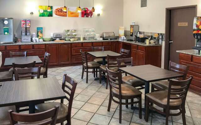 Quality Inn Denver Westminster