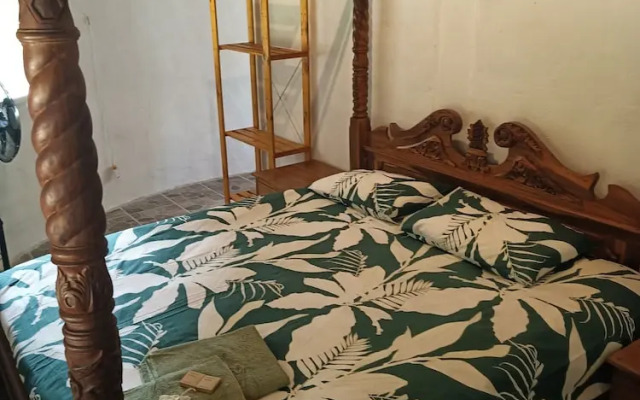 Mahina Lodge