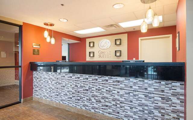 Comfort Suites Beachside