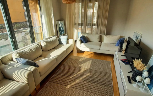 Ultra Lux Residence Flat-Great Location