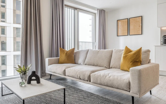 Stratford Apartments by Urban Rest