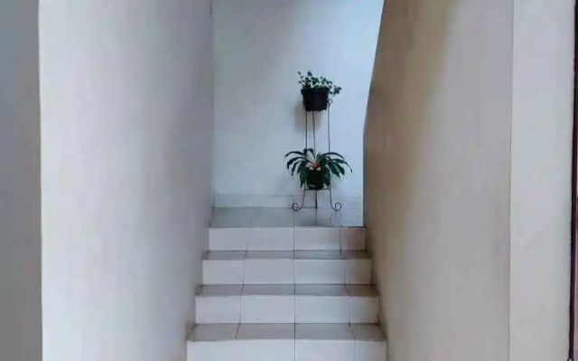 Bee Guest House (Pasangan perlu bukti nikah)