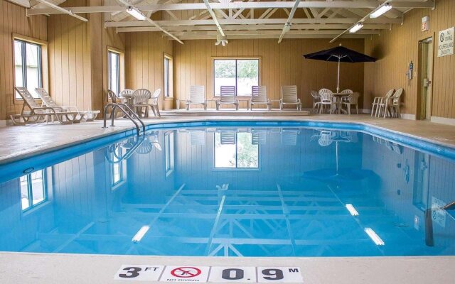 Howard Johnson by Wyndham Columbus State Fairgrounds I-71