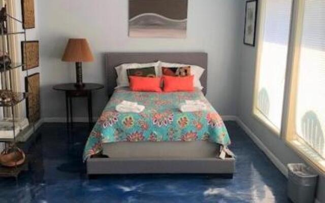 Modern Beach 106bh Condo