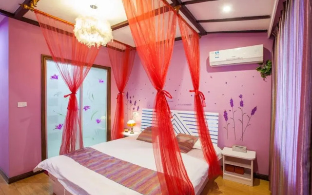 Wuzhen Times Town Theme Inn