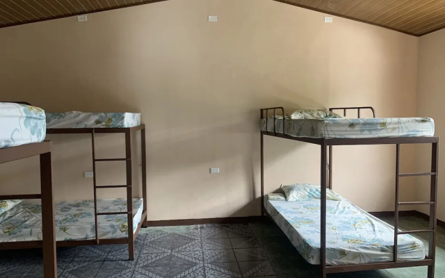 Arenal Family House