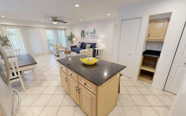 Sandpiper Cove 1086 2 Bedroom Condo by RedAwning