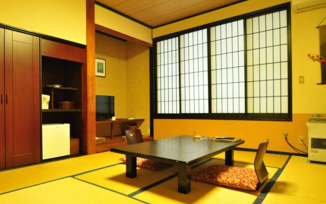 Matsurube Onsen Kamikura