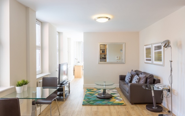 Central House by House of Fisher