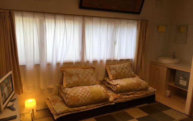 Osaka Guesthouse Sayuri
