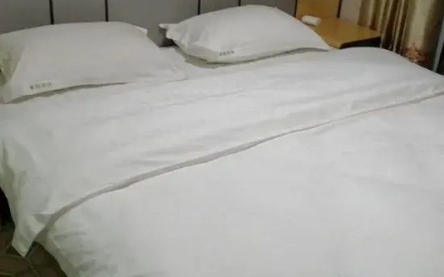 Shanghai Chenyue Motel