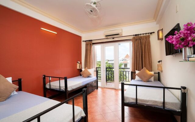 Cococha Hostel  Pool Club Adult Only