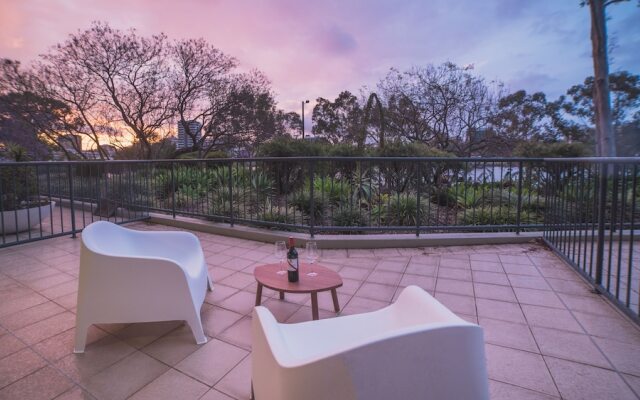 Absolute Riverfront One Bedroom Apartment