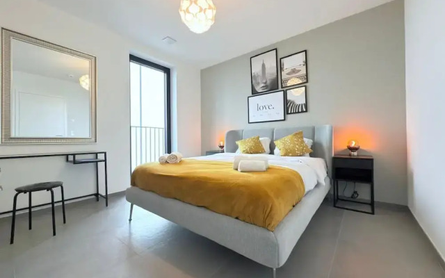 Beautiful 1 bedroom flat w terrace