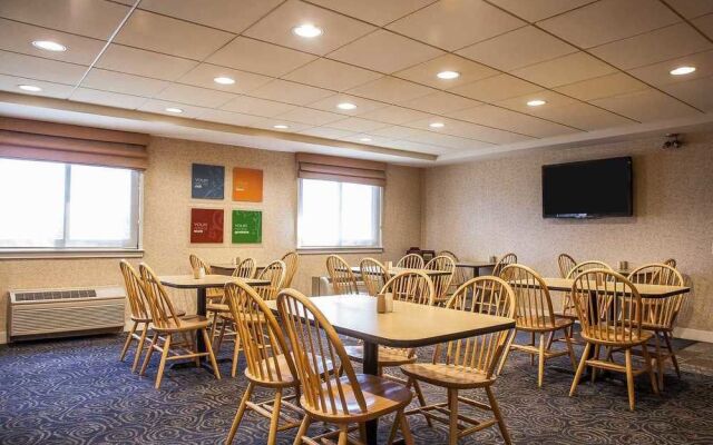 Comfort Inn Warwick Airport