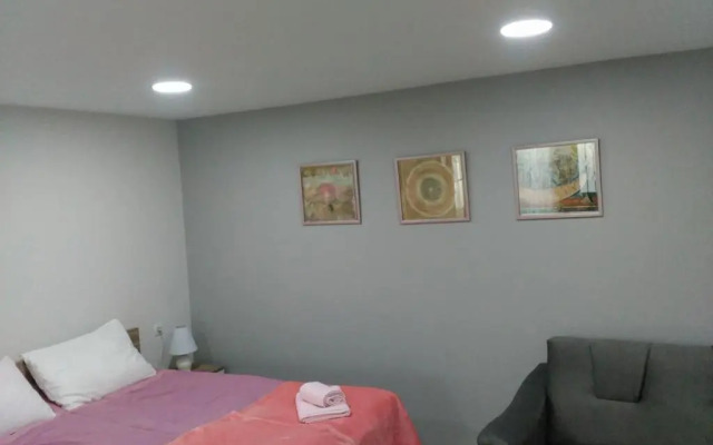 Apartment 17 Gumbri
