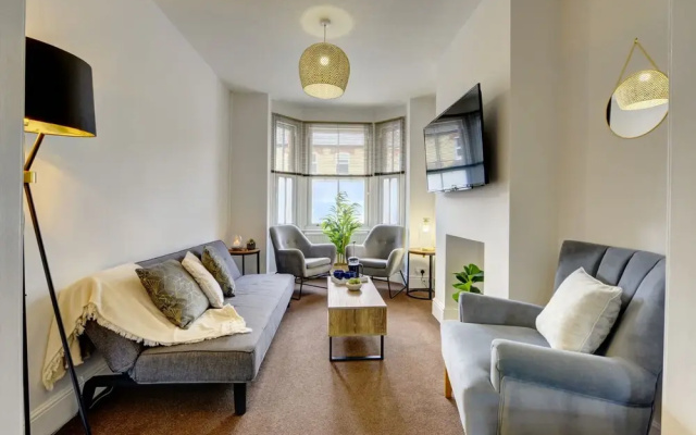 Host Stay 47 Dudley Street