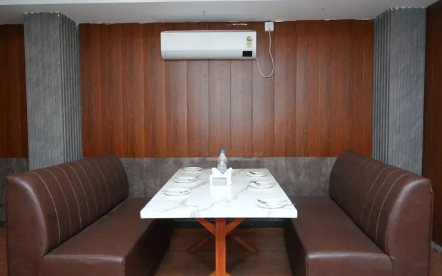 Hotel Grand Orchid