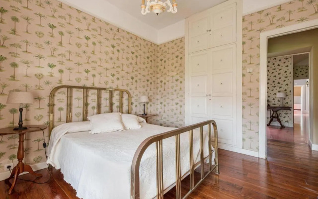 Rural House Los Orovales with Terrace and Parking