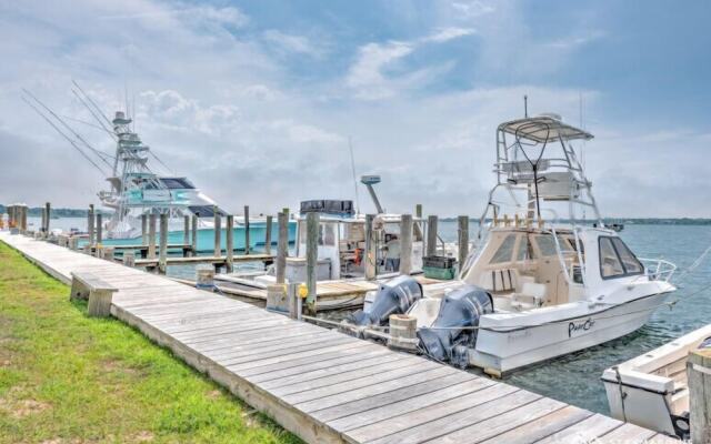 435 East Lake