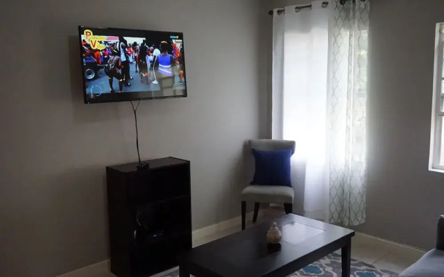 New Kingston Guest Apt Surbiton