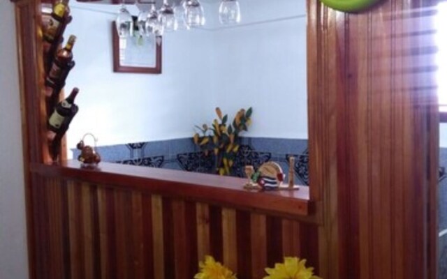 Casa Srs. Andres y Delvis