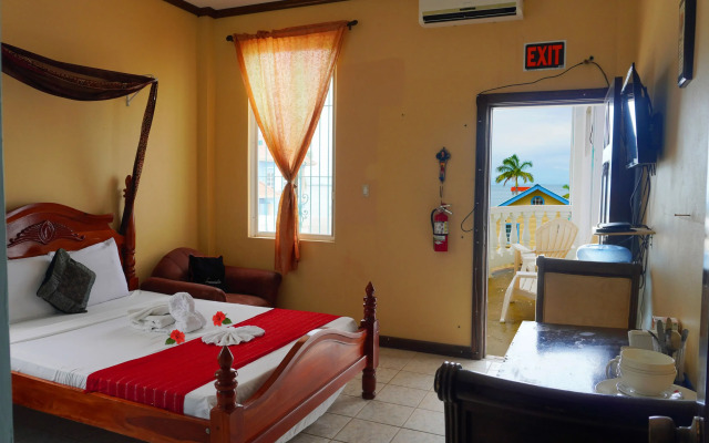 See Belize Sea View BAY Studio