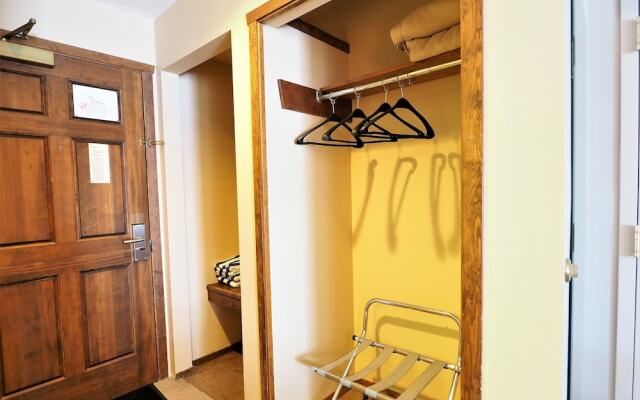 Apex Mountain Inn Standard Room 216 - 1 Br Condo