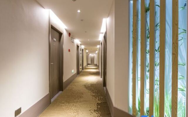 Hanting Hotel Shanghai Xujiahui Puhuitang Road