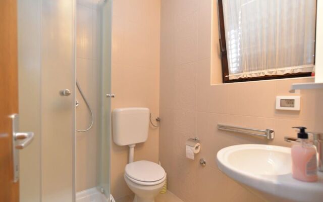 Apartment 1674