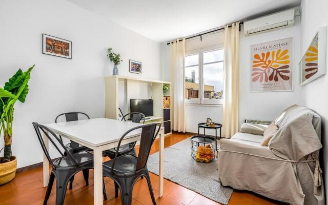 FridaysFlats, Arc de Triomf - Solar & Spacious