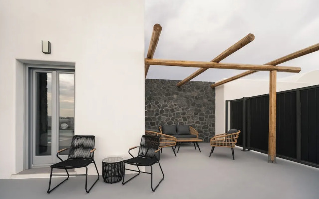 Uranides Luxury Suites