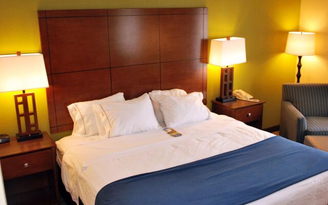 Holiday Inn Express Lapeer by IHG