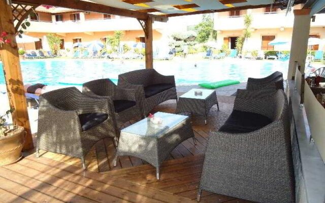 Eleni Apartments