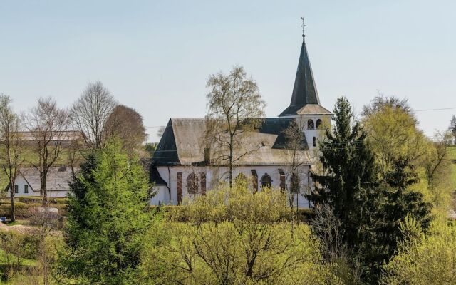 Extravagant Holiday Home in Büllingen With Wellness Centre