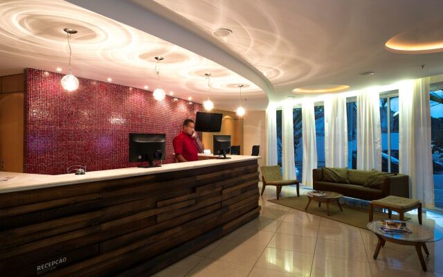 Golden Tulip Macaé
