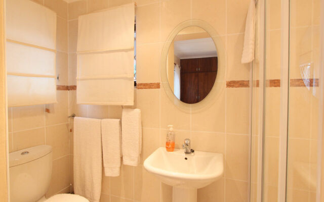 Kelvin Lodge & Spa
