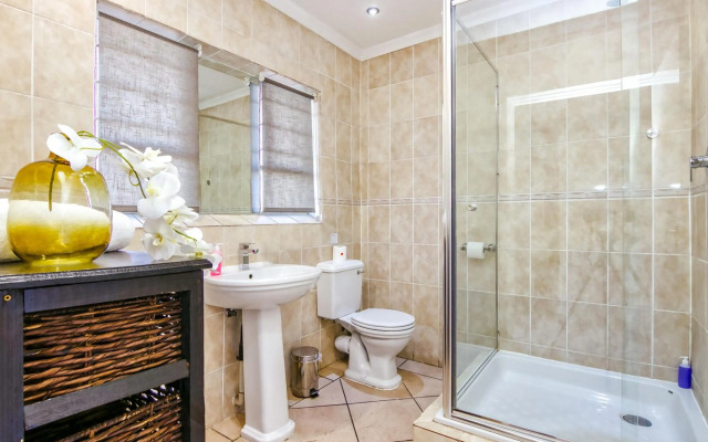 BM Gardens Apartment Hotel