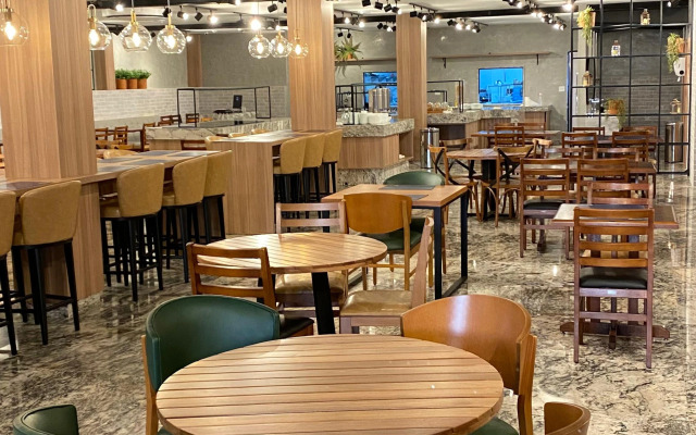 Oscar Hotel Executive