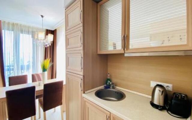 Bratanov Studio in Complex Harmony Suites 8