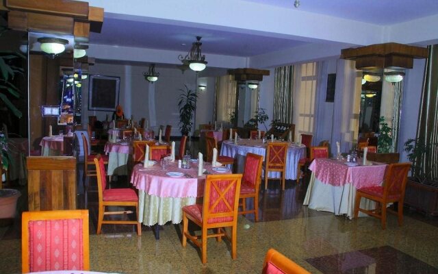 Axum Hotel Addis