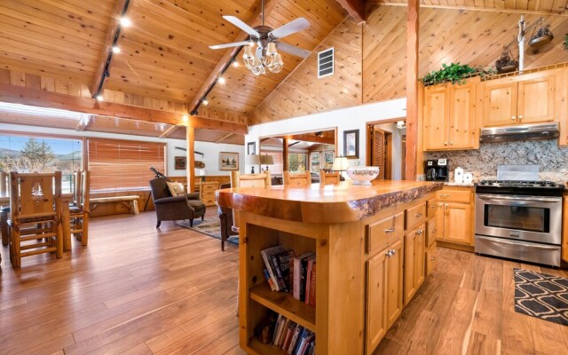 009 - Eden on the Lake