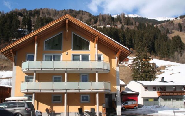 Sesselebenerhof 36723