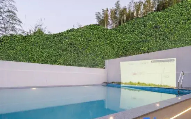 Anji Yunleige Starry Sky Pool Holiday Homestay