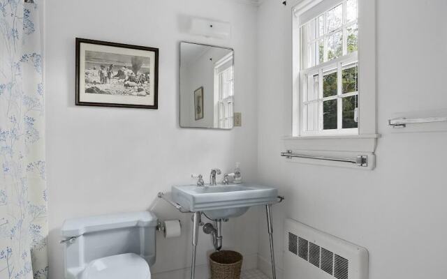 197 Bridge Street - Three Bedroom House