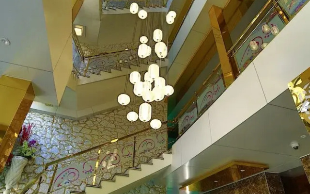 Hotel Maya Palace
