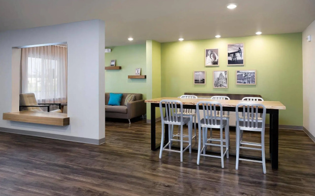 WoodSpring Suites Houston IAH Airport