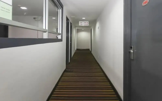OYO 90345 Tm Hotel