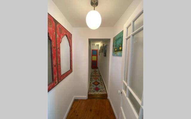 Très bel appartement, lumineux, idéalement situé.